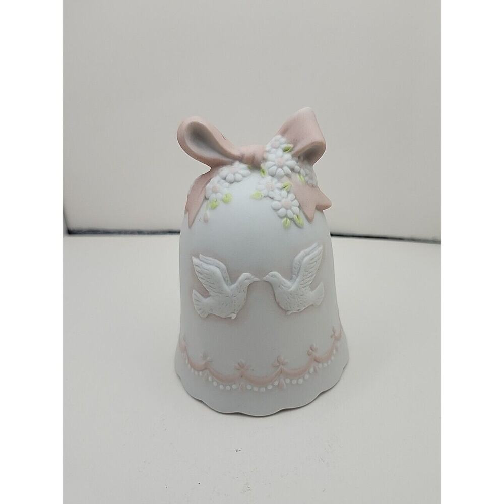 Lefton China Hand Painted Porcelain Bell Doves Bow Christopher Collection #00944